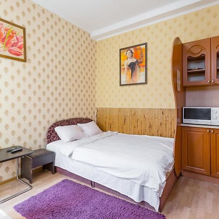 Квартира В Центрі На Вулиці Шевченка 12 Дуже Комфортна Недалеко Біля Вокзалу Lviv Buitenkant foto